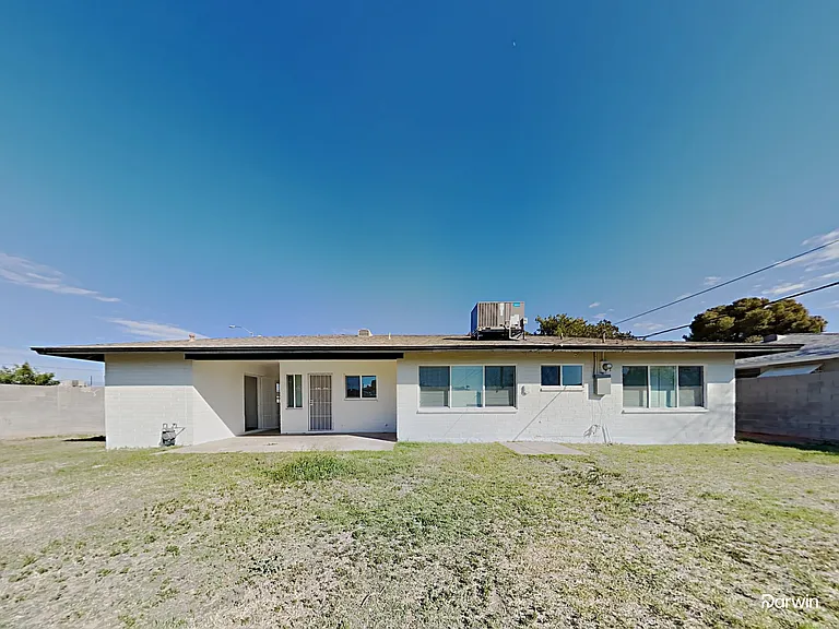 2431 W Shady Glen Ave — Photo 18