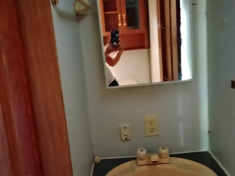 1720 NW 38th Ave #35B — Photo 7