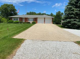 18272 M 60, Three Rivers, MI 49093