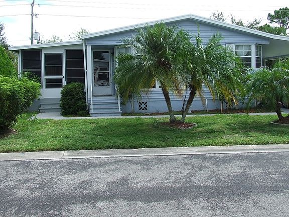 3rd image of 315 Killarney Cay