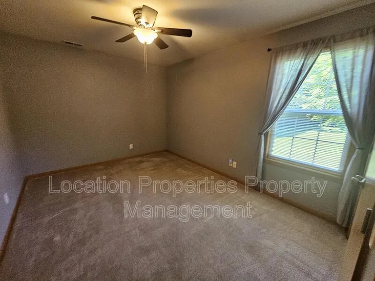 4104 Saddlehorn Dr — Photo 21