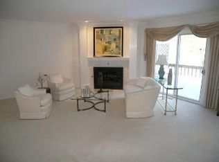 5769 Som Center Rd #15, Solon, OH 44139