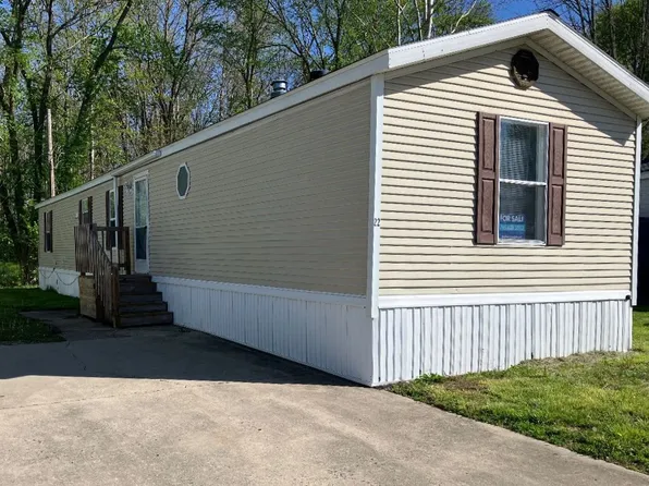 500 W Payton St #22, Greentown, IN 46936