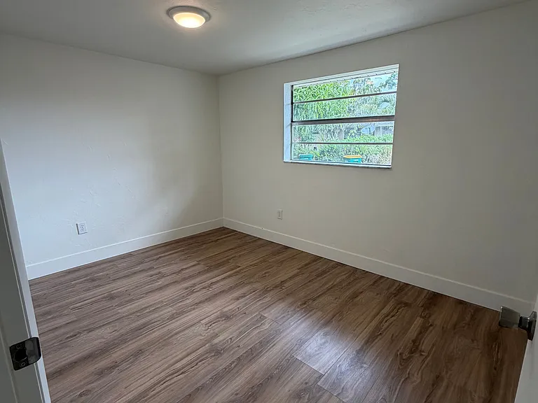 5329 Gilchrist St #5329 — Photo 5