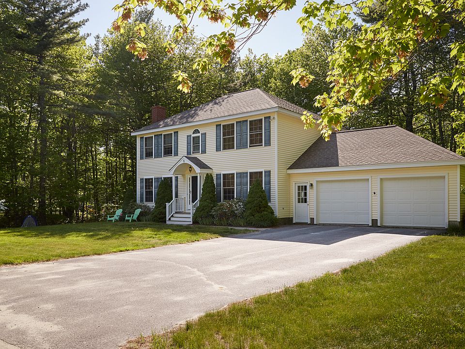 2nd image of 6 Amoskegan Dr