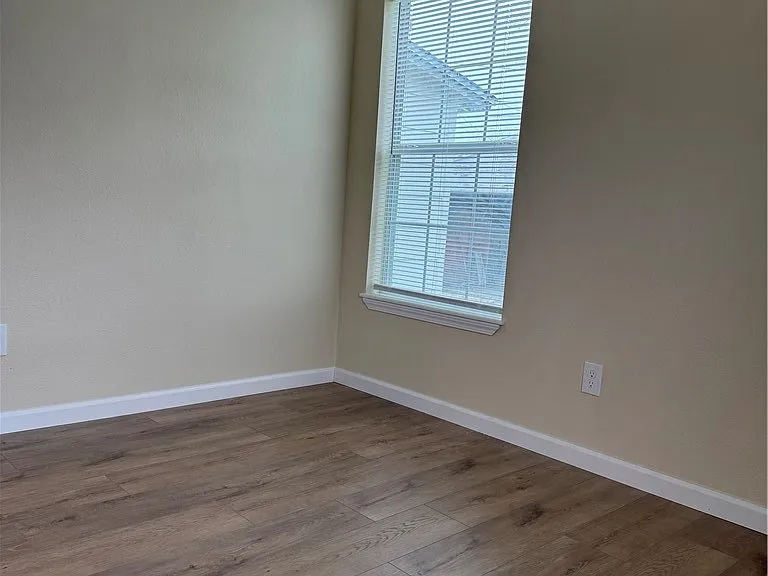 4642 Cheryl Dr — Photo 17