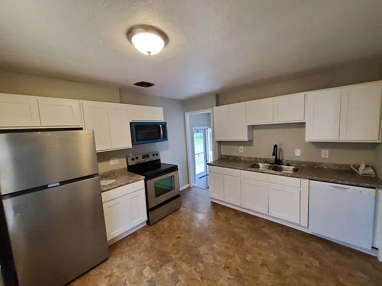 5451 Summit Rd — Photo 11