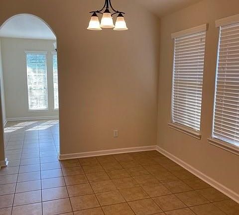 4th image of 4807 Salinas Ln