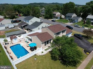 5025 Quince Dr, Reading, PA 19606