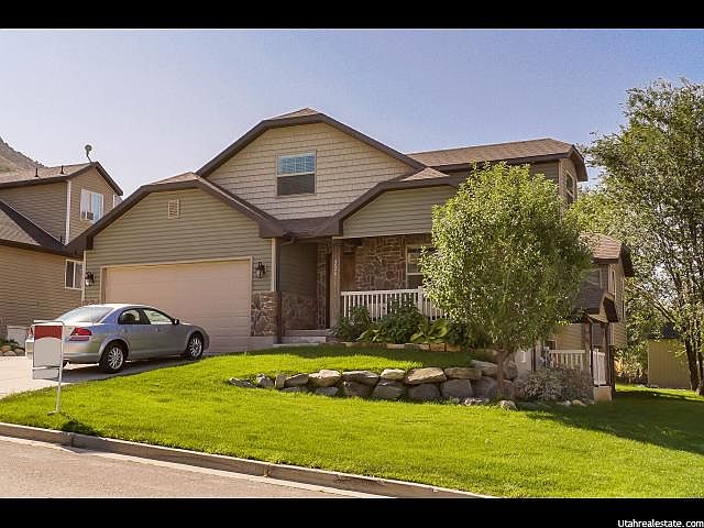 1st image of 226 E Appaloosa Way