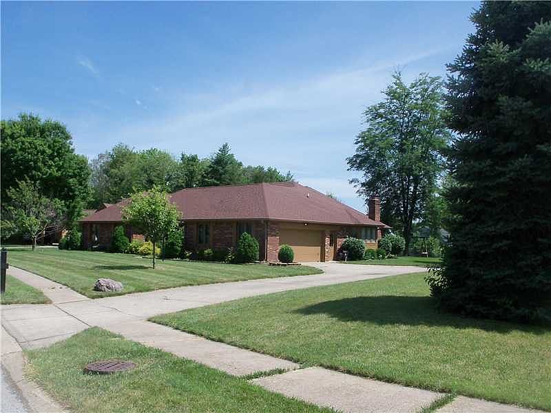 1st image of 805 Seneff Ct