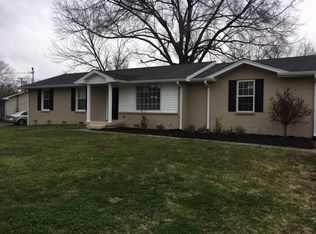 204 Southburn Dr, Hendersonville, TN 37075