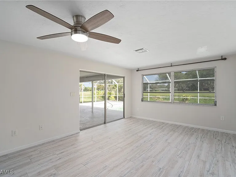 1411 Whiskey Creek Dr — Photo 7