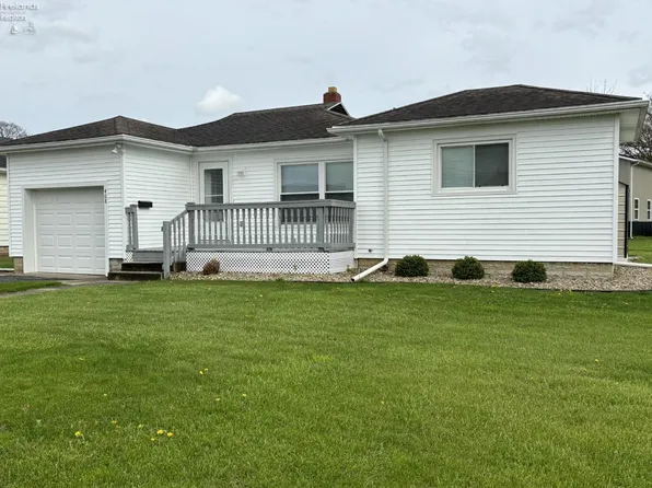 468 E Market St, Tiffin, OH 44883