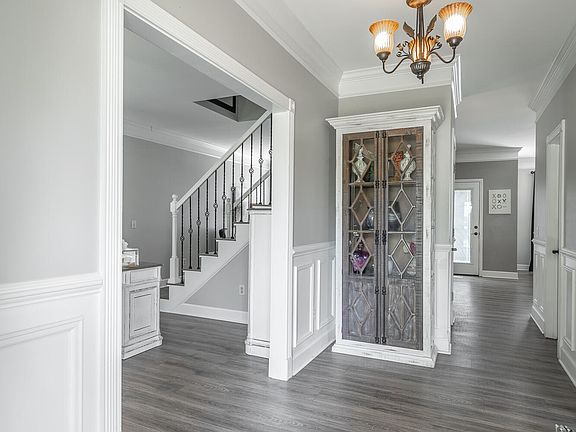 5th image of 17 Tranquil Ln