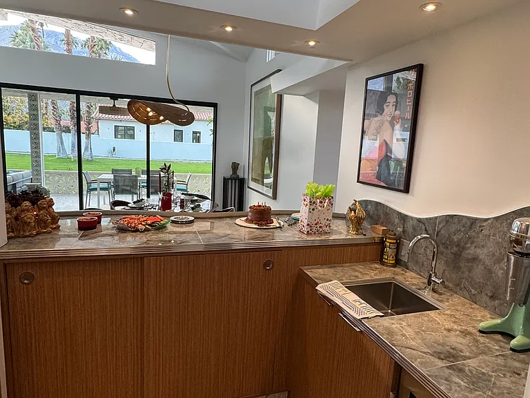 S Madrona Dr — Photo 20