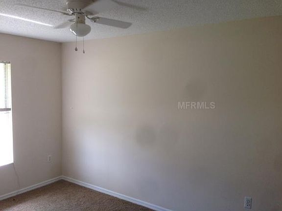 4th image of 744 Superior St