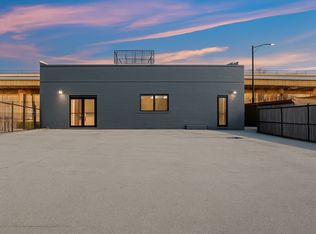 2441 S State St, Chicago, IL 60616