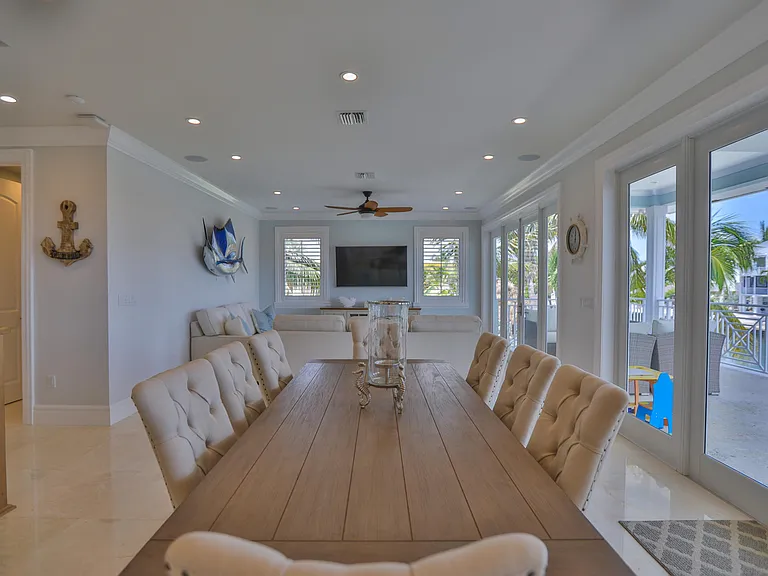 128 Leoni Dr — Photo 12