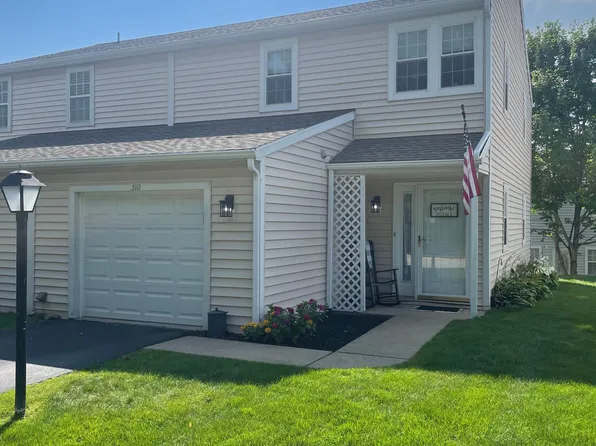 310 Carla Dr, Pittsburgh, PA 15238
