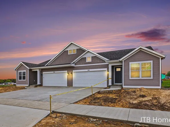 968 Scioto Dr NW #5, Comstock Park, MI 49321