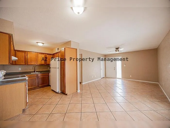 922 S Acapulco Ln #C — Photo 9