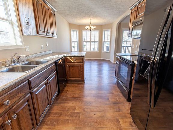 Kitchen 3