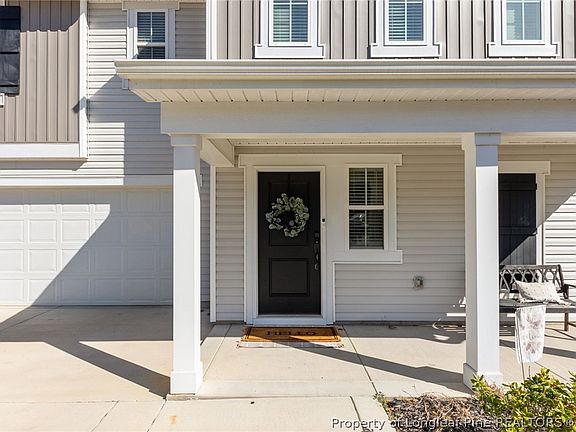 5th image of 295 Desert Orchid Cir