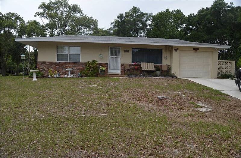 2nd image of 44 Estrella Rd