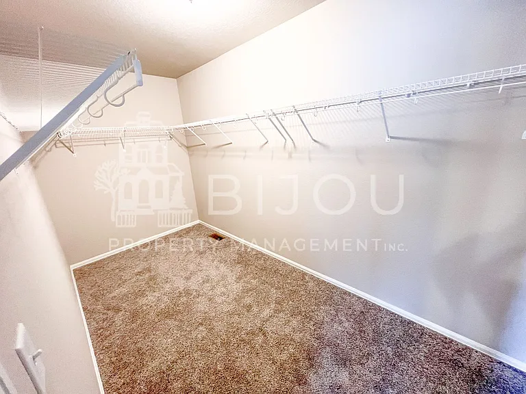 7673 Silver Larch Point — Photo 12