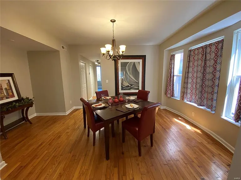 5375 Pershing Ave #1E — Photo 5