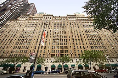 333 West 56th Street in Hell&#39;s Kitchen