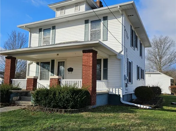403 S Main St, New Carlisle, OH 45344