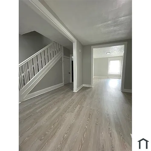 809 Bonaparte Ave Photo 1