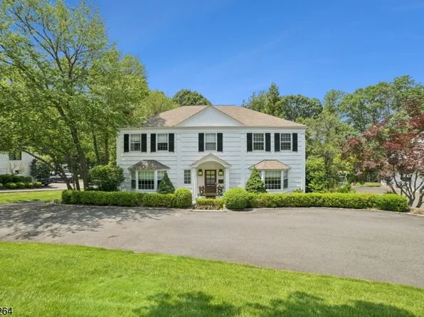 77 Falmouth St, Millburn Twp., NJ 07078