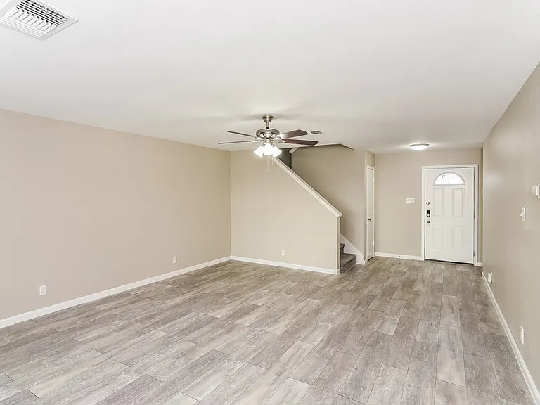 4234 Sunrise Cove Dr — Photo 6