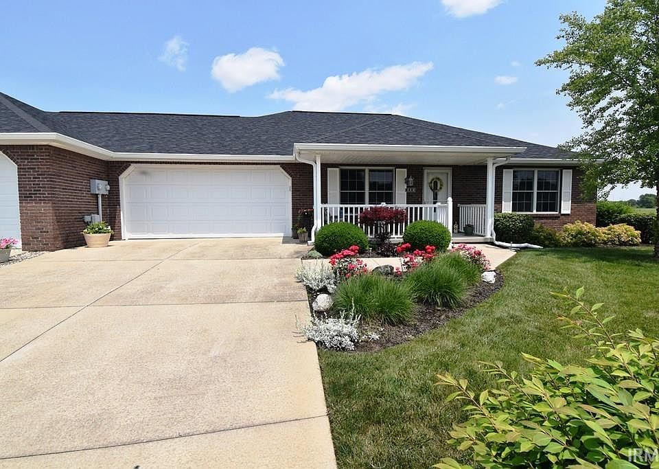 1st image of 829 Makenna Cir