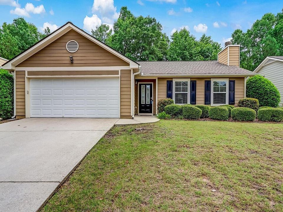 1st image of 498 Walnut Woods Dr