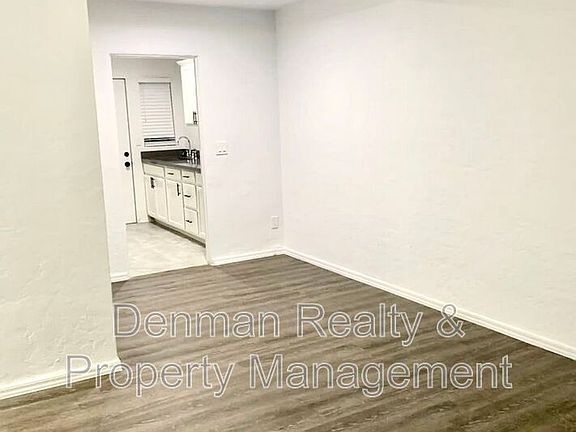 4th image of 4306 N 12th St APT 6
