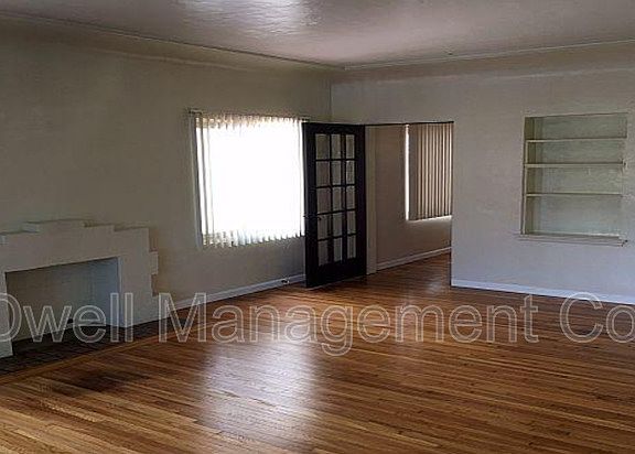 3rd image of 3521 Park Blvd #4