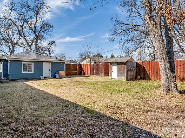 616 Wayne St — Photo 23