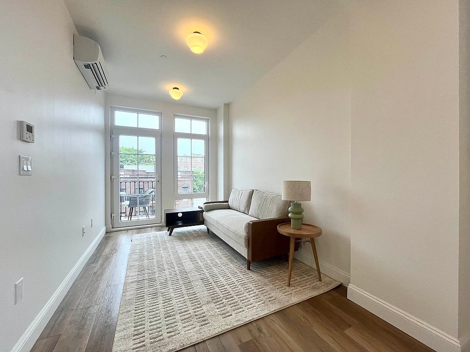 1st image of 270 Sullivan Pl #4F