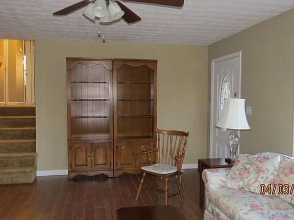 4th image of 740 Poplar St NE