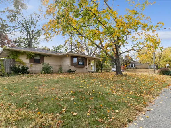 3124 Twana Dr, Des Moines, IA 50310