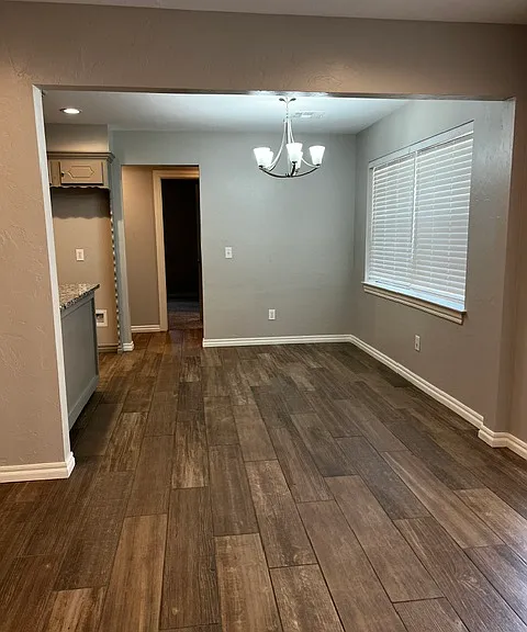 7412 N Ann Arbor Ave — Photo 8