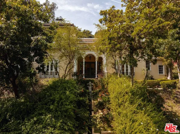 2027 N Highland Ave, Los Angeles, CA 90068