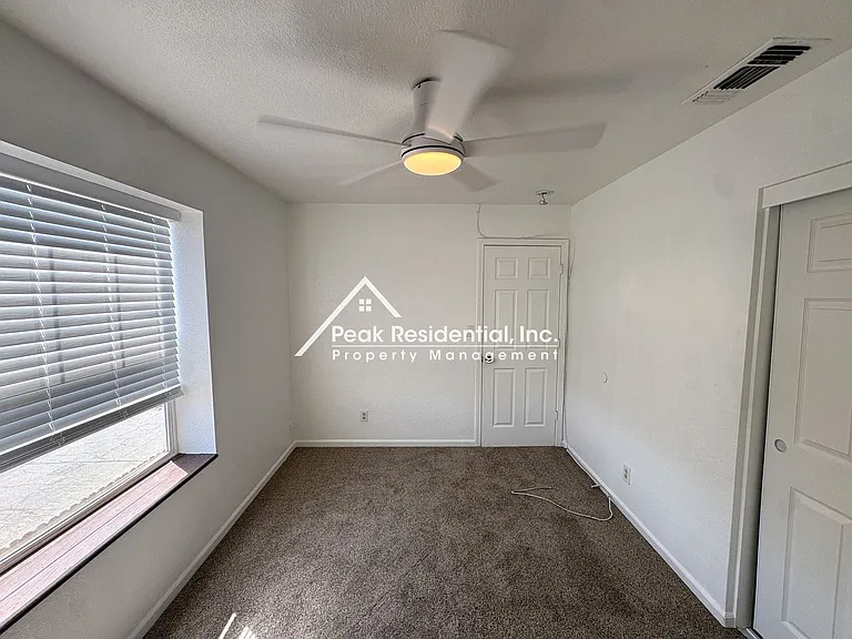 4061 32nd St — Photo 12