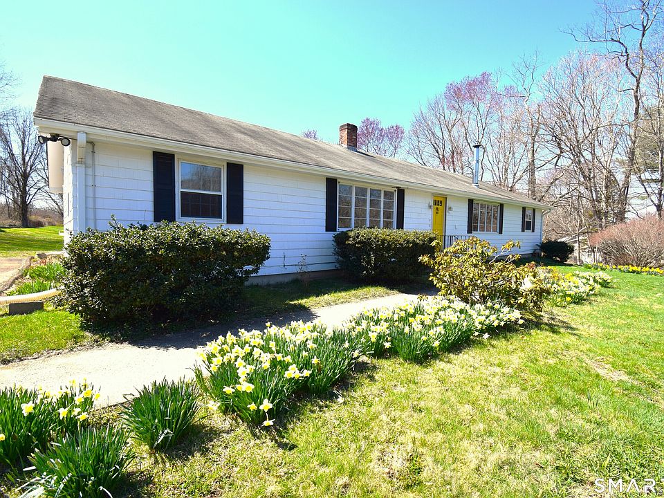1st image of 273 Horse Pond Road