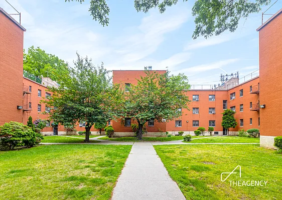 Sold by The Agency | media 33