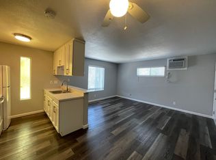 725 N San Joaquin St APT 9, Stockton, CA
